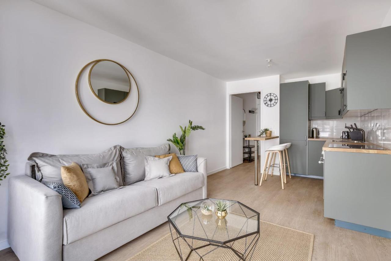 Superbe Appartement Avec Balcon Et Parking Proche Paris Saint-Denis-en-Margeride Exterior foto